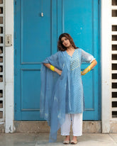 Blue kota short kurta with shibori dupatta - Sohni